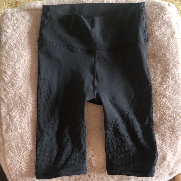 Lululemon 9” Bike Short - Picture 6 of 6